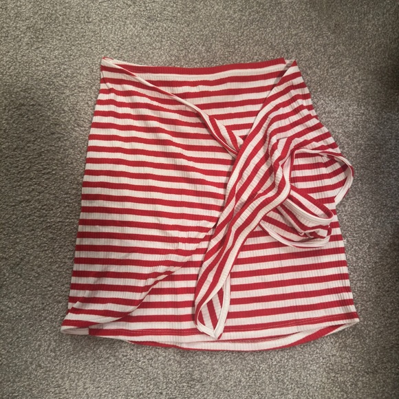 Morby Mini Skirt - Picture 5 of 5